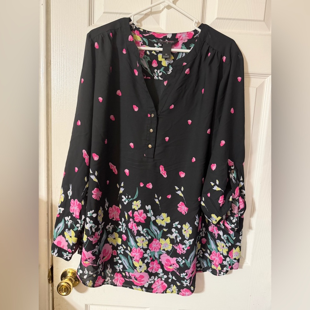 Floral Black and Pink Women's Top